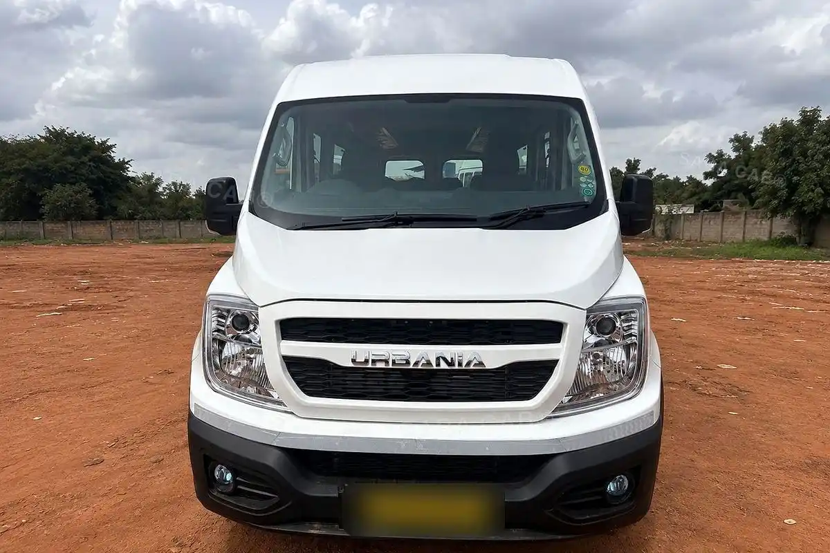 Force Urbania exterior, head-on front view