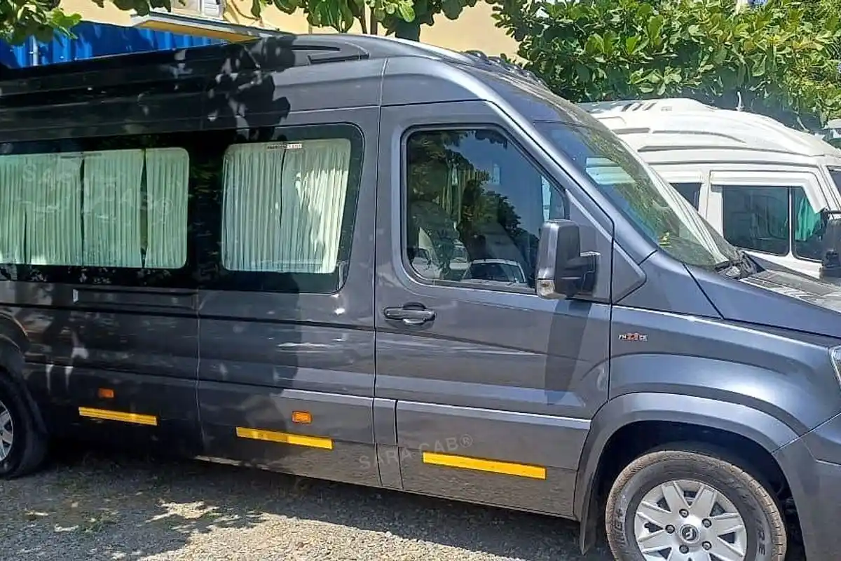 Force Urbania exterior, full side profile